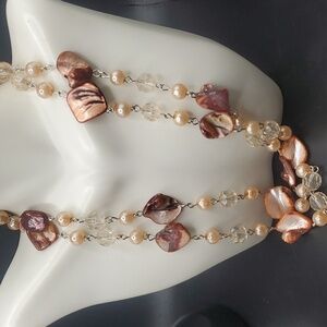 N2812 morrocan mother of pearl nugget garden party necklace